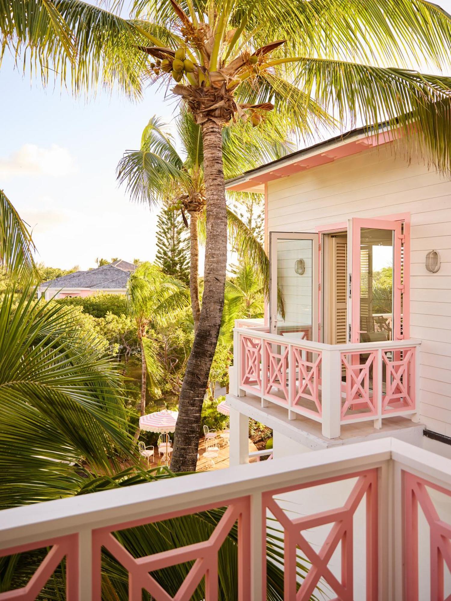 Coral Sands Inn & Cottages Dunmore Town Екстериор снимка
