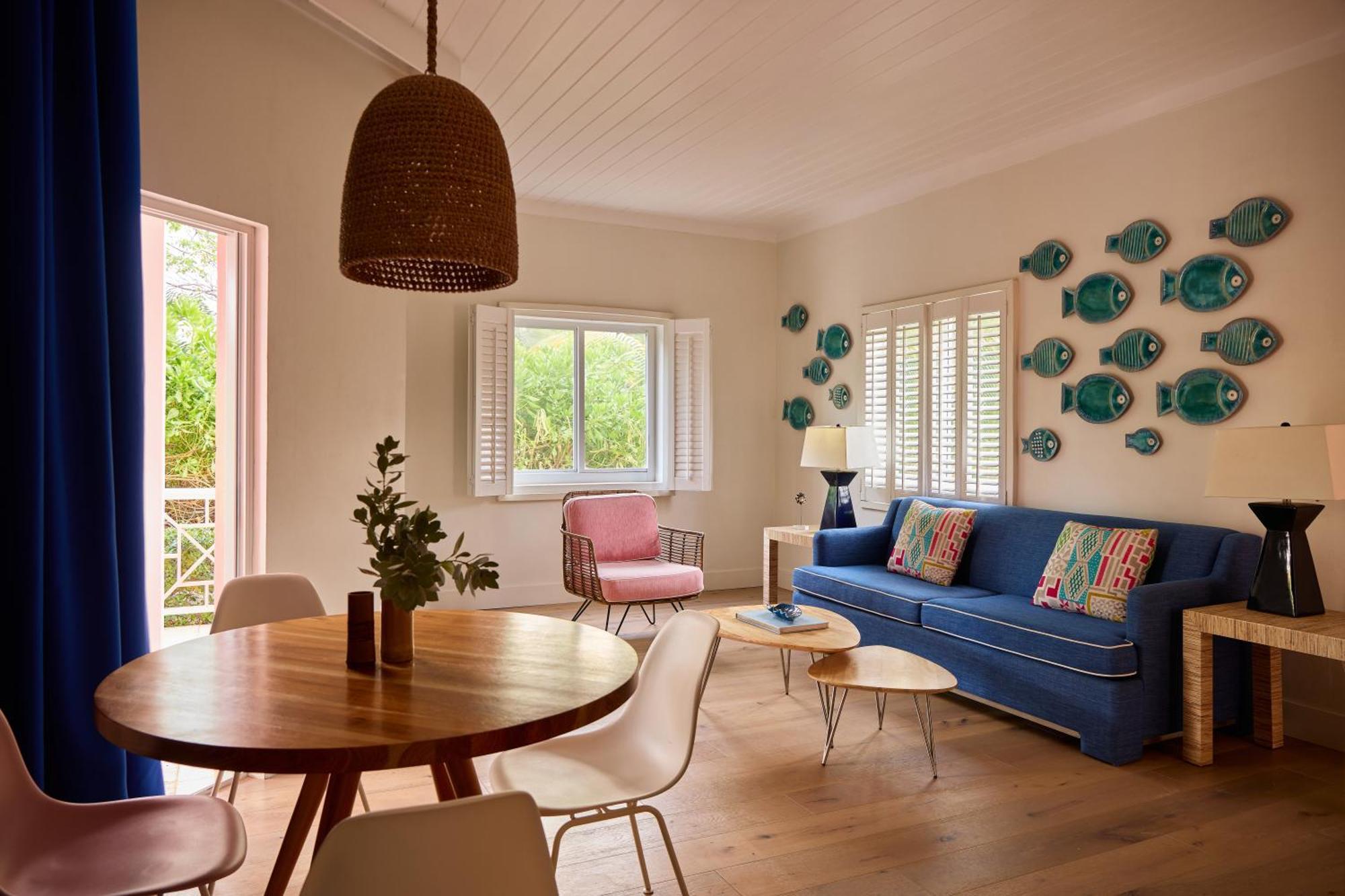 Coral Sands Inn & Cottages Dunmore Town Екстериор снимка